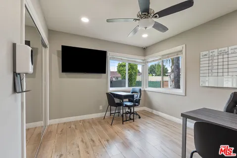 $1,550,000 | 9509 Jellico Avenue, Northridge, CA 91325
