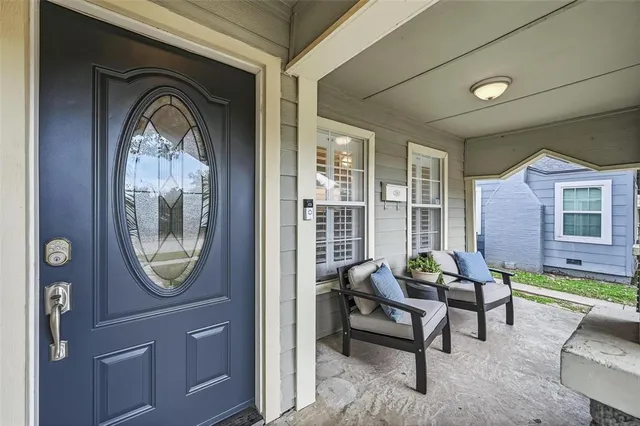 $420,000 | 3816 Calmont Avenue, Fort Worth, TX 76107