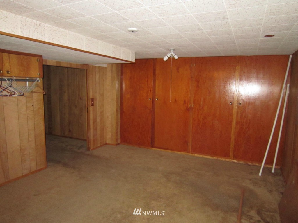 206 Northwest 4th Street Renton, WA 98057 - Photo 14 of 20