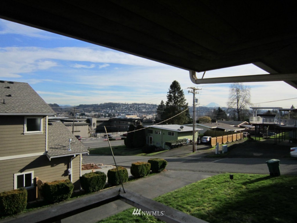 206 Northwest 4th Street Renton, WA 98057 - Photo 18 of 20