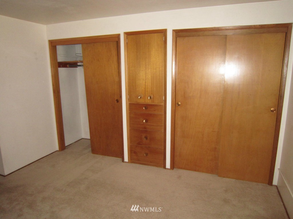 206 Northwest 4th Street Renton, WA 98057 - Photo 10 of 20