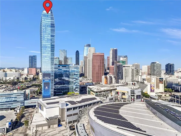 $6,380,000 | 900 West Olympic Boulevard, Unit 50A, Los Angeles, CA 90015