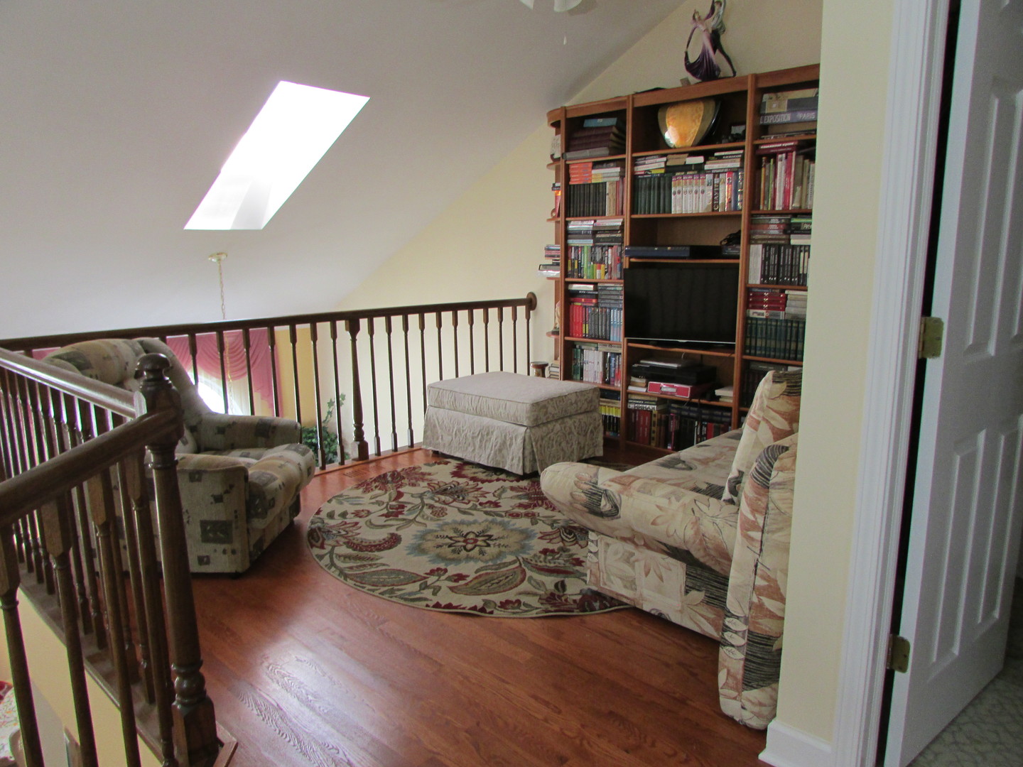 926 Ridgefield Lane Wheeling, IL 60090 - Photo 14 of 28