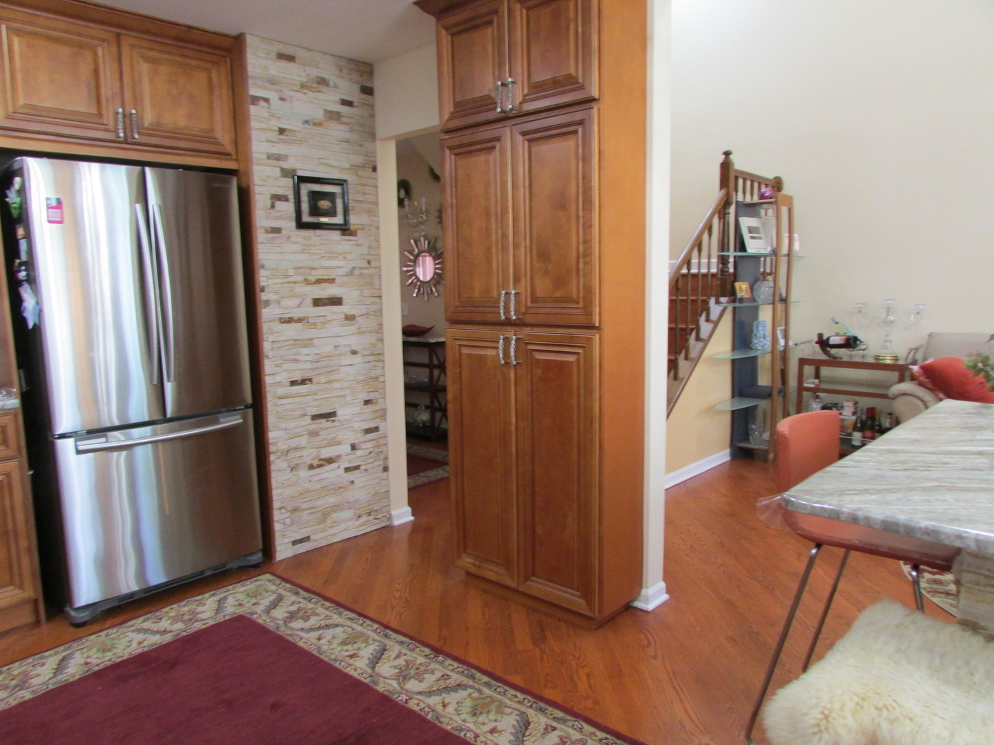 926 Ridgefield Lane Wheeling, IL 60090 - Photo 8 of 28