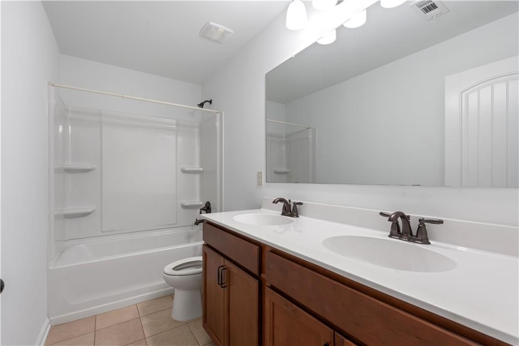 2080 Red Barn Court Cumming, GA 30040 - Photo 29 of 39