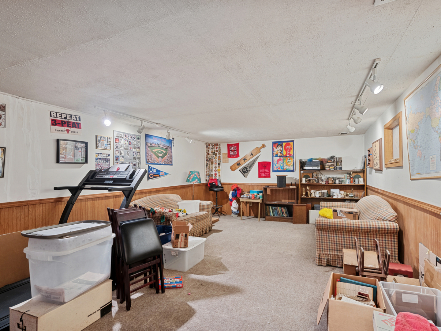 4141 Longmeadow Road Downers Grove, IL 60515 - Photo 12 of 17 Gallery Image 12
