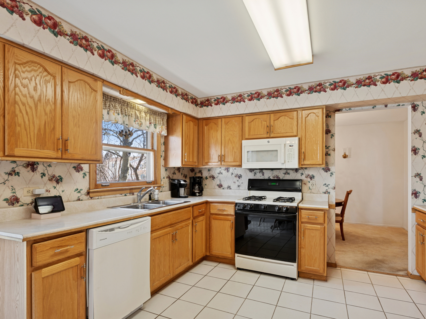 4141 Longmeadow Road Downers Grove, IL 60515 - Photo 10 of 17 Gallery Image 10