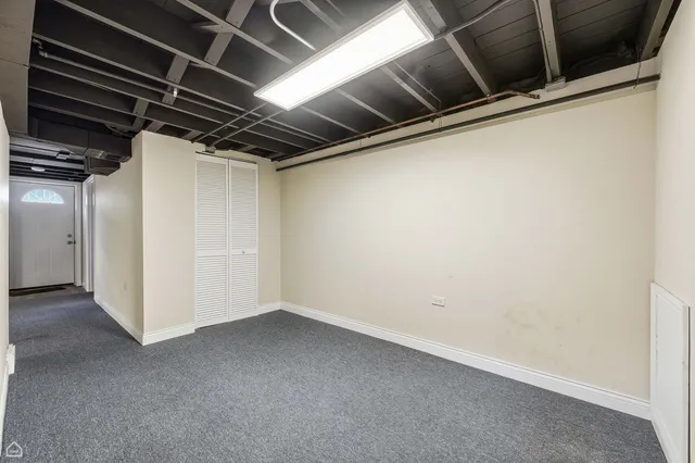 $325,000 | 805 Norfolk Avenue, Westchester, IL 60154