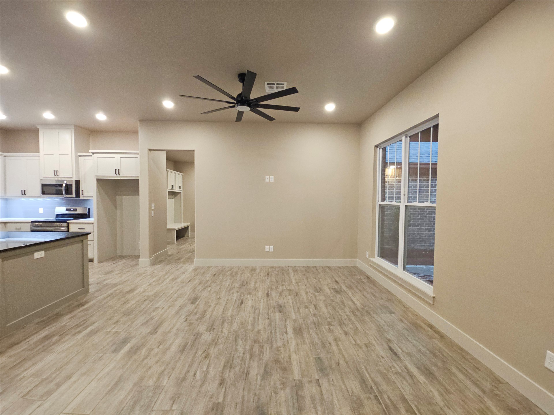 302 Oak Ridge Road Fort Gibson, OK 74434 - Photo 7 of 43 Gallery Image 7