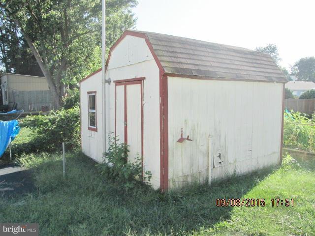 7722 Notley Road Pasadena, MD 21122 - Photo 18 of 18 Shed