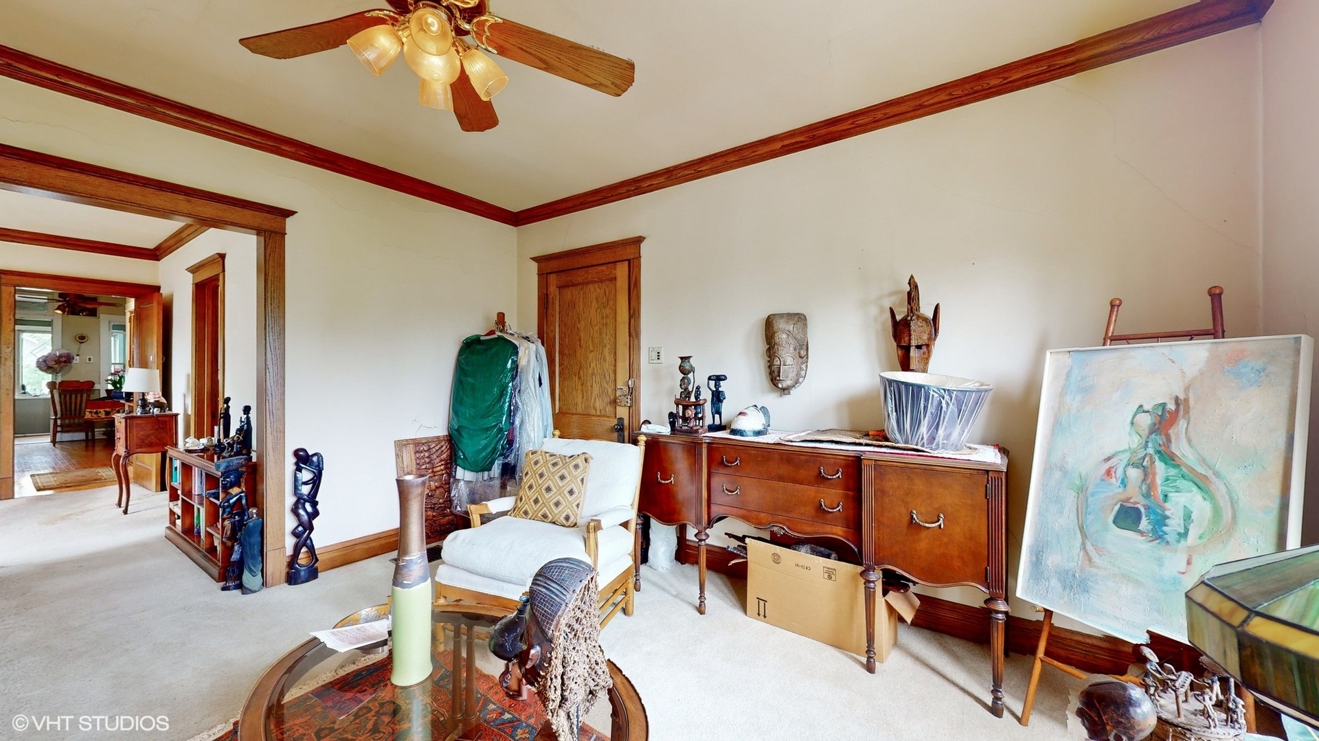 1035 South Ridgeland Avenue Oak Park, IL 60304 - Photo 22 of 43 a living room with furniture and a chandelier