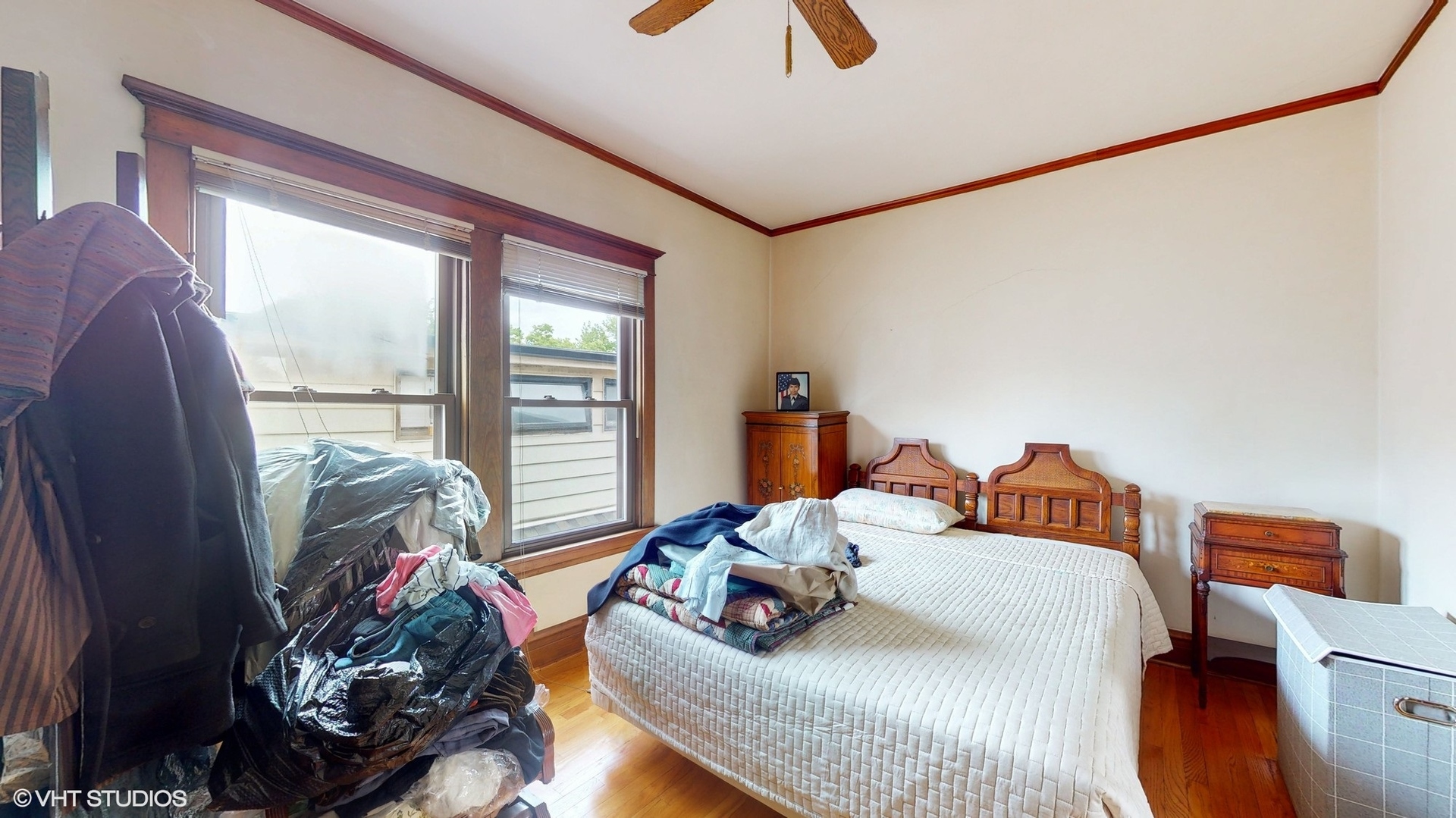 1035 South Ridgeland Avenue Oak Park, IL 60304 - Photo 30 of 43 a bedroom with furniture and a window