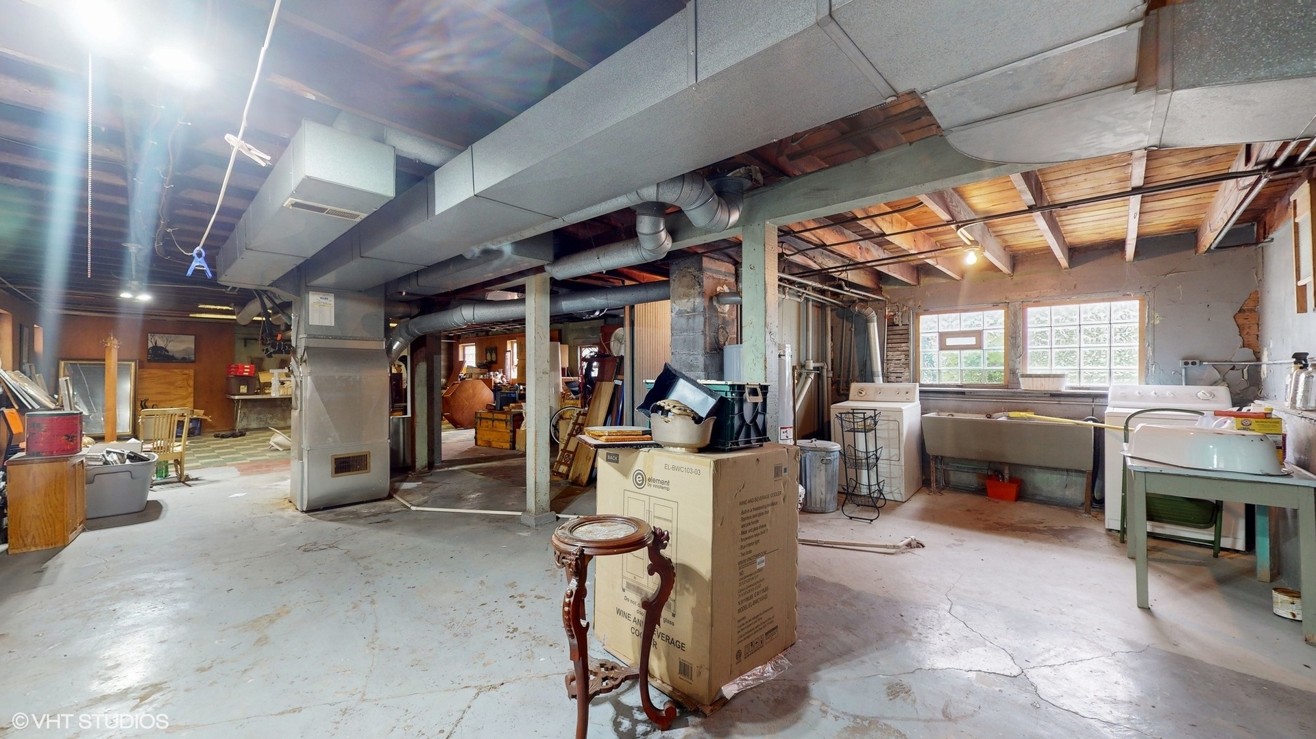 1035 South Ridgeland Avenue Oak Park, IL 60304 - Photo 32 of 43 a view of a room with gym equipment