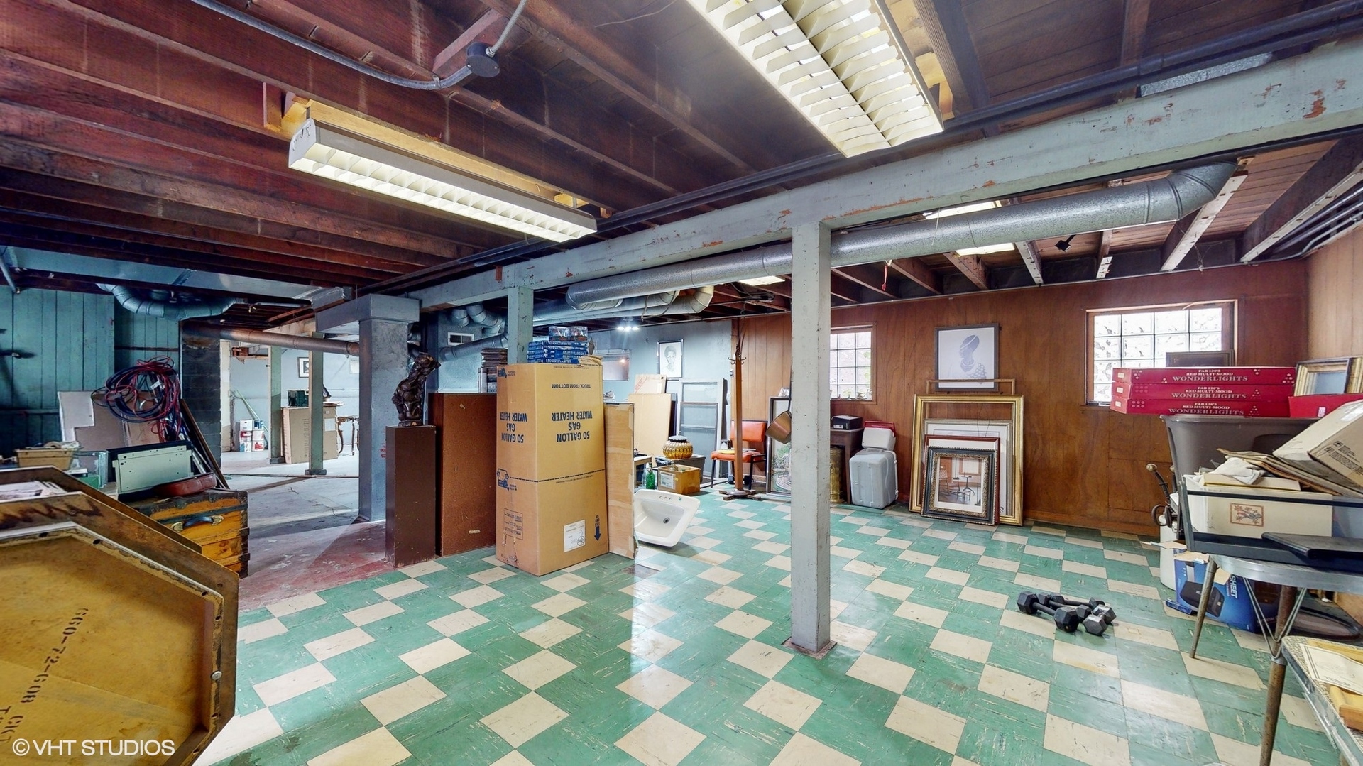 1035 South Ridgeland Avenue Oak Park, IL 60304 - Photo 33 of 43 a view of a room with gym equipment