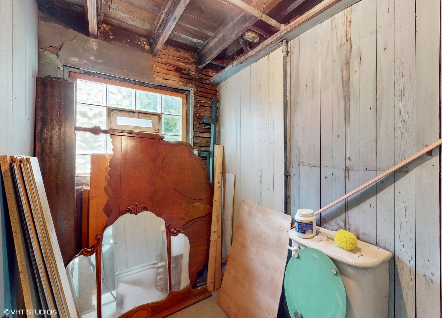 1035 South Ridgeland Avenue Oak Park, IL 60304 - Photo 34 of 43 a view of balcony with furniture
