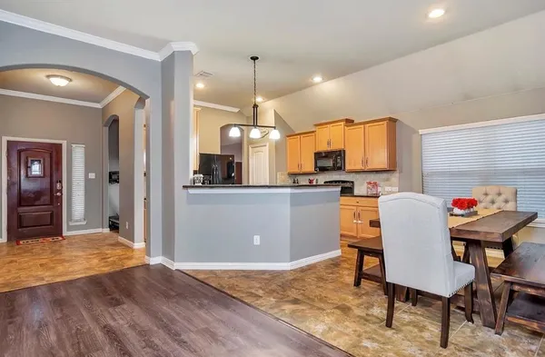 $2,300 | 5757 Mountain Stream Trail, Fort Worth, TX 76244