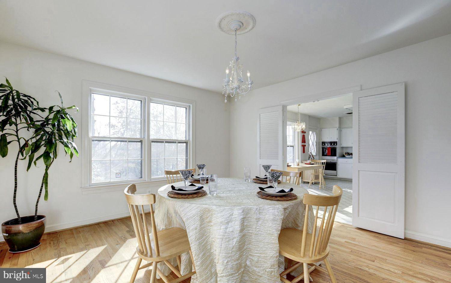 6308 Lenox Road Bethesda, MD 20817 - Photo 7 of 27