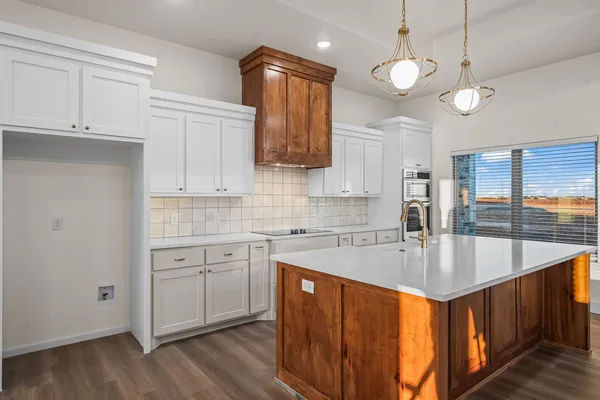 $514,900 | 13905 North F M 2378, Shallowater, TX 79363