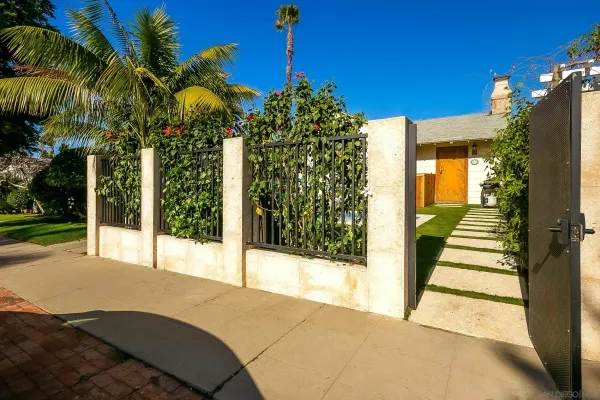 $3,300,000 | 370-72 Nautilus Street, La Jolla, CA 92037