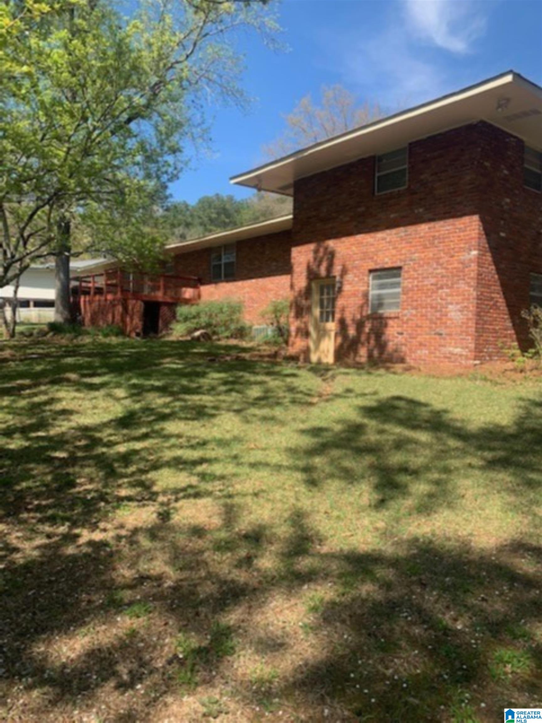 525 Mountainview Lake Road Sylacauga, AL 35150 - Photo 11 of 13