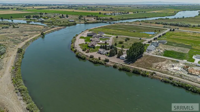 $825,000 | 3071 East 670 North, Roberts, ID 83444