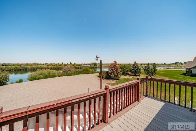 $825,000 | 3071 East 670 North, Roberts, ID 83444