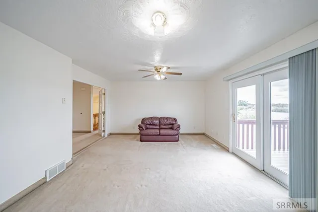 $825,000 | 3071 East 670 North, Roberts, ID 83444