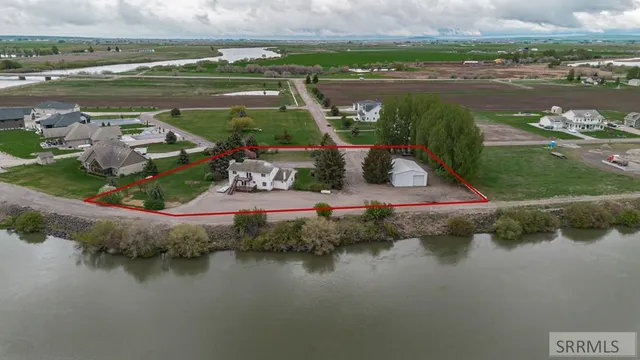 $825,000 | 3071 East 670 North, Roberts, ID 83444