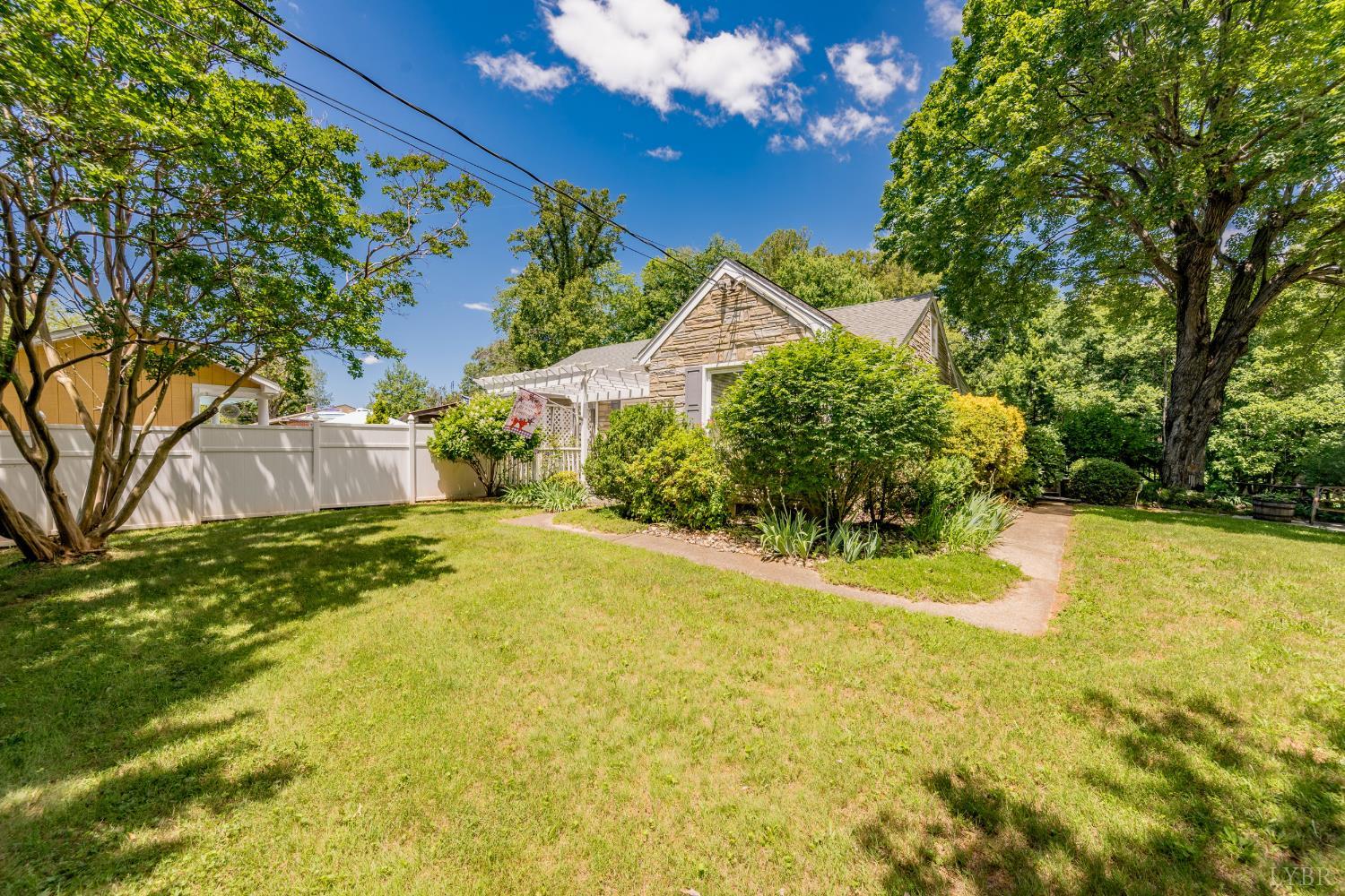 232 Elon Road Madison Heights, VA 24572 - Photo 4 of 65