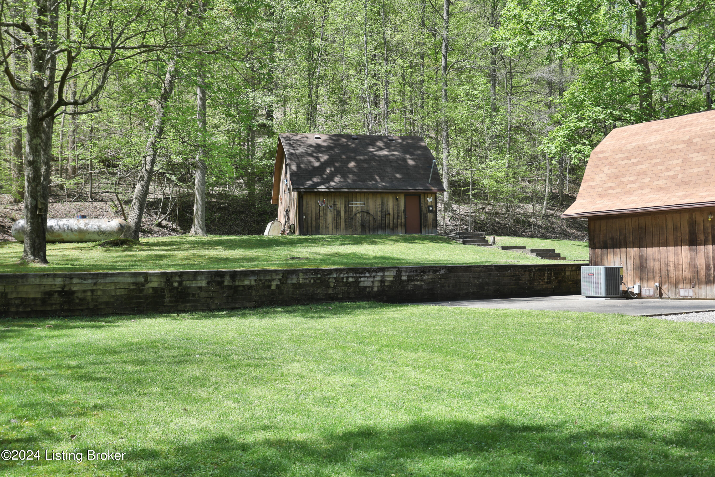 210 Rayhill Road Fairdale, KY 40118 - Photo 24 of 44 2015 Rayhill-7