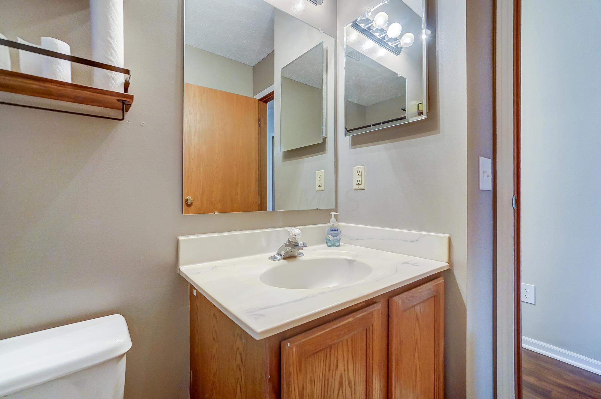 776 Prairie Road Galloway, OH 43119 - Photo 41 of 55 Guest Bath