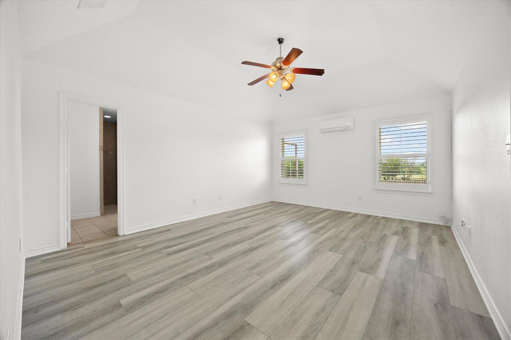 528 Hubbard Circle Nevada, TX 75173 - Photo 17 of 38