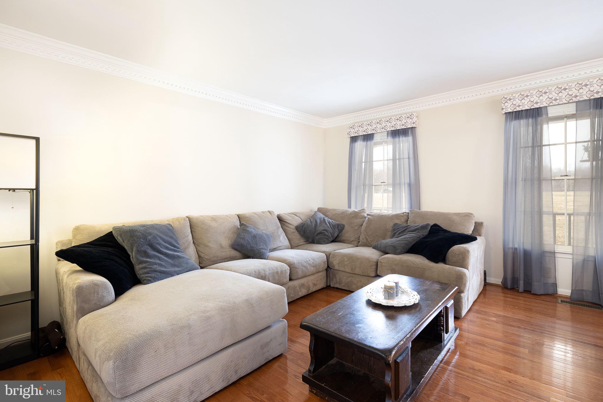 10630 Cooktown Road Spotsylvania, VA 22553 - Photo 23 of 37 Tons of Natural Light.