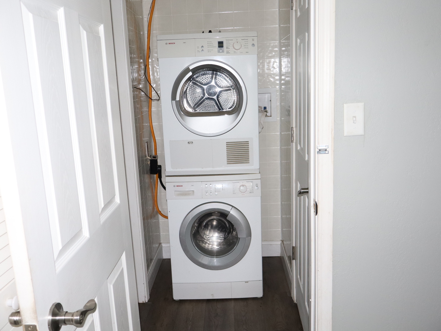 4603 Cleveland Street Streator, IL 61364 - Photo 11 of 16 a utility room with dryer and washer