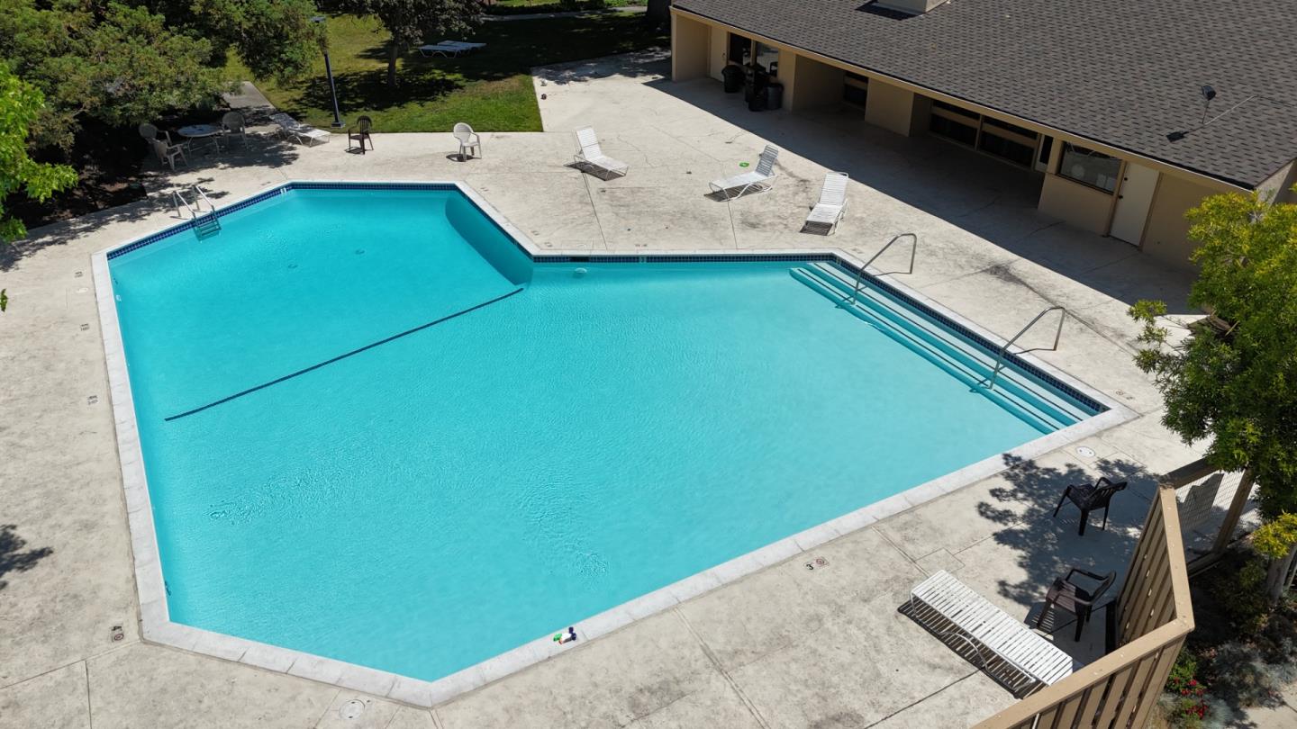 125 Connemara Way, Unit 98 Sunnyvale, CA 94087 - Photo 7 of 36