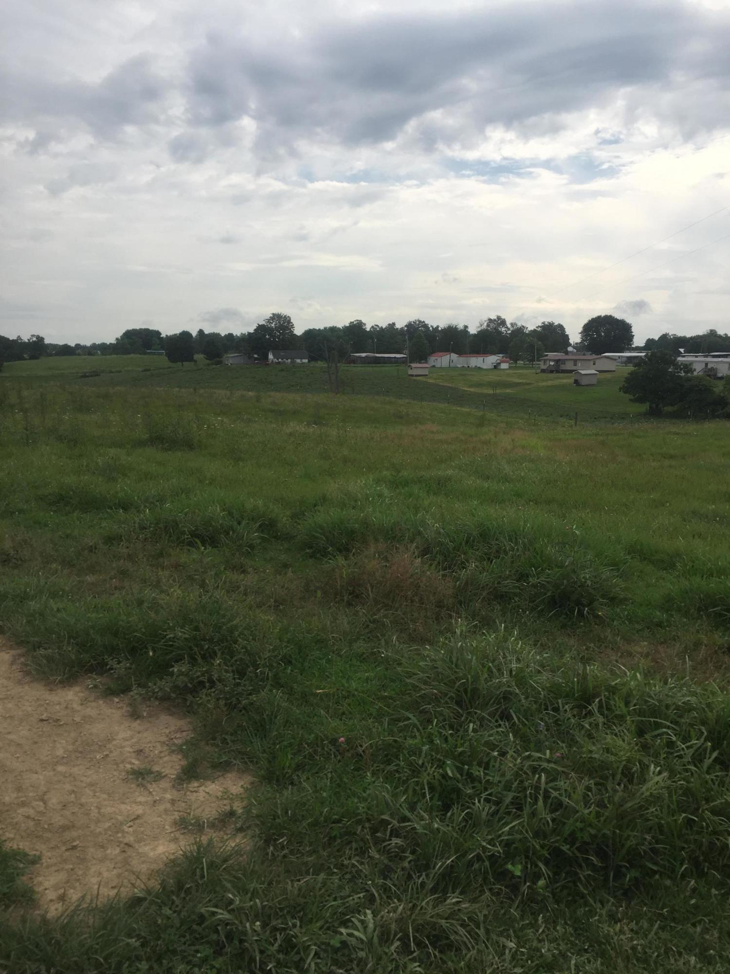 622 Floyd Switch Road Eubank, KY 42567 - Photo 5 of 16 IMG_2195