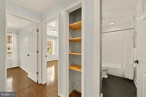 $650,000 | 8906 Royal Astor Way, Fairfax, VA 22031