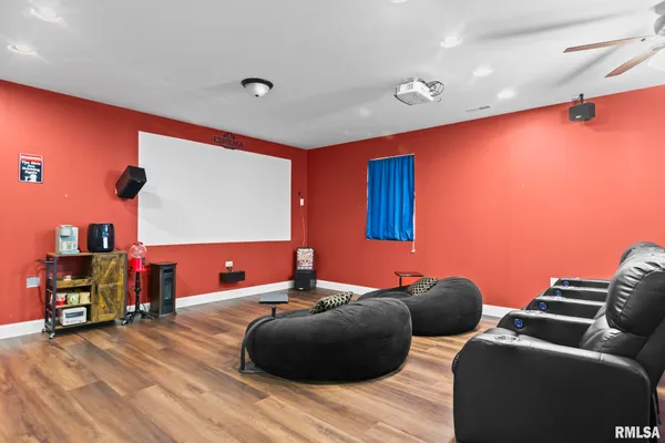 $437,081 | 212 Hillcrest Drive, Mechanicsburg, IL 62545