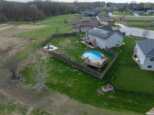 $437,081 | 212 Hillcrest Drive, Mechanicsburg, IL 62545