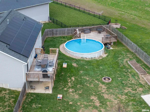 $437,081 | 212 Hillcrest Drive, Mechanicsburg, IL 62545