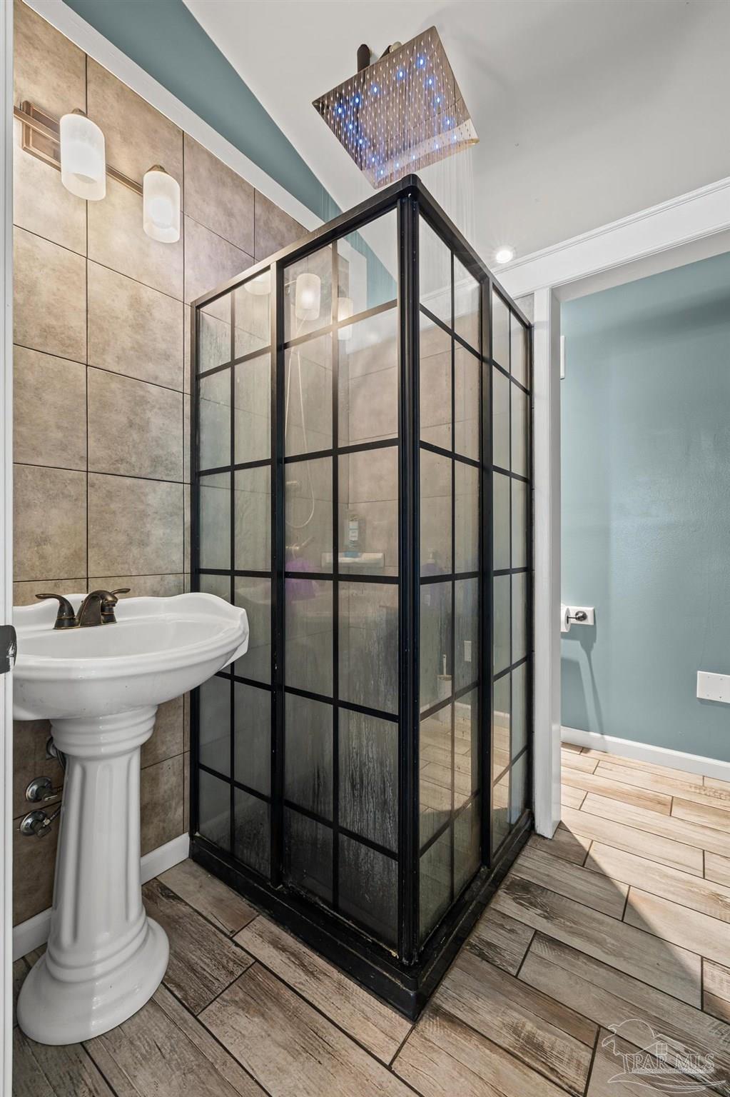 6733 Oakcliff Road Pensacola, FL 32526 - Photo 23 of 27