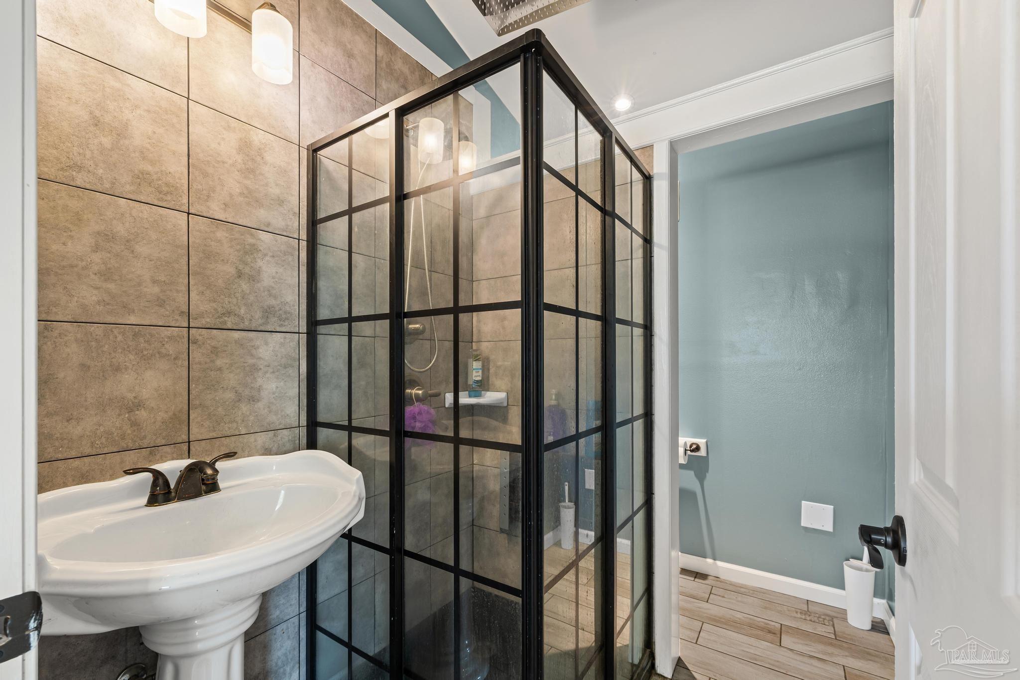 6733 Oakcliff Road Pensacola, FL 32526 - Photo 24 of 27