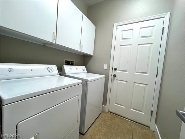 $2,600 | 12037 Contorno Vista Court, Las Vegas, NV 89138