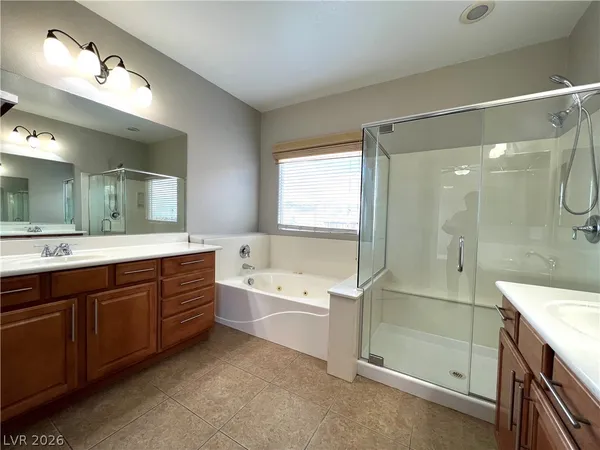 $2,600 | 12037 Contorno Vista Court, Las Vegas, NV 89138