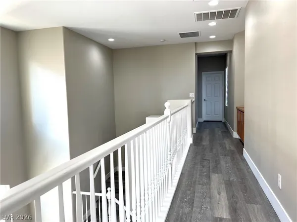 $2,600 | 12037 Contorno Vista Court, Las Vegas, NV 89138