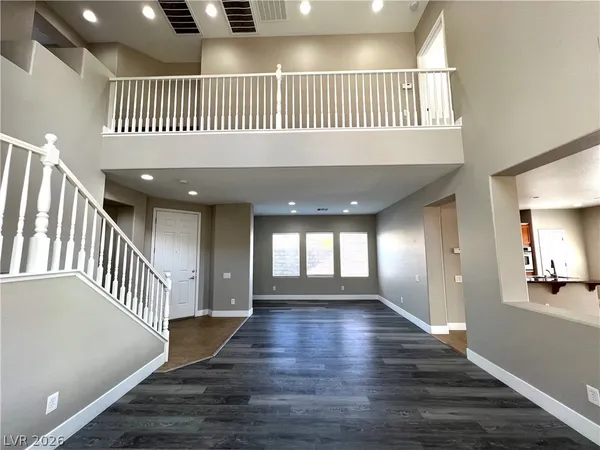$2,600 | 12037 Contorno Vista Court, Las Vegas, NV 89138