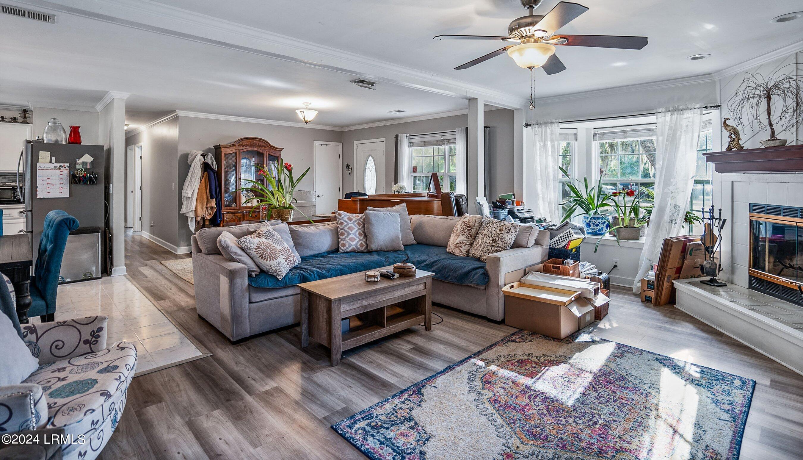 15 Bent Oak Road Beaufort, SC 29907 - Photo 4 of 30 DSC06755-35-1.jpg-SMALL - Copy