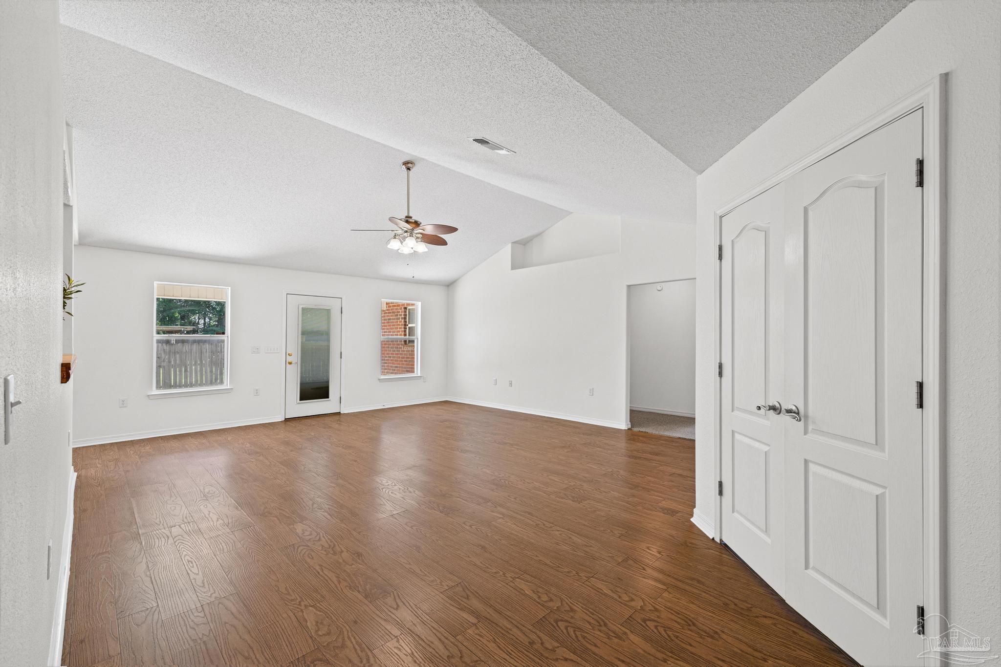 5092 East Spencer Field Road Pace, FL 32571 - Photo 14 of 55