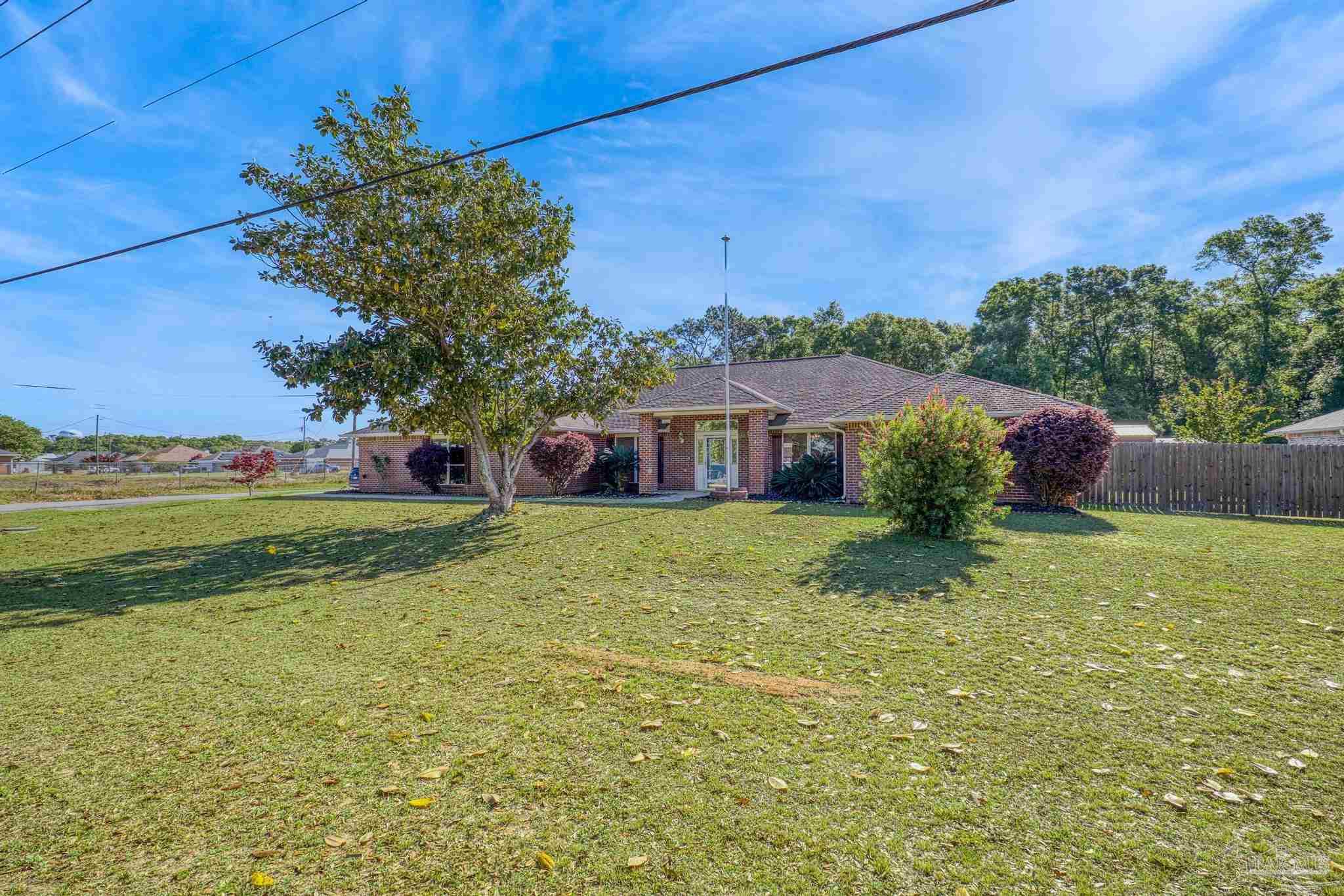5092 East Spencer Field Road Pace, FL 32571 - Photo 3 of 55