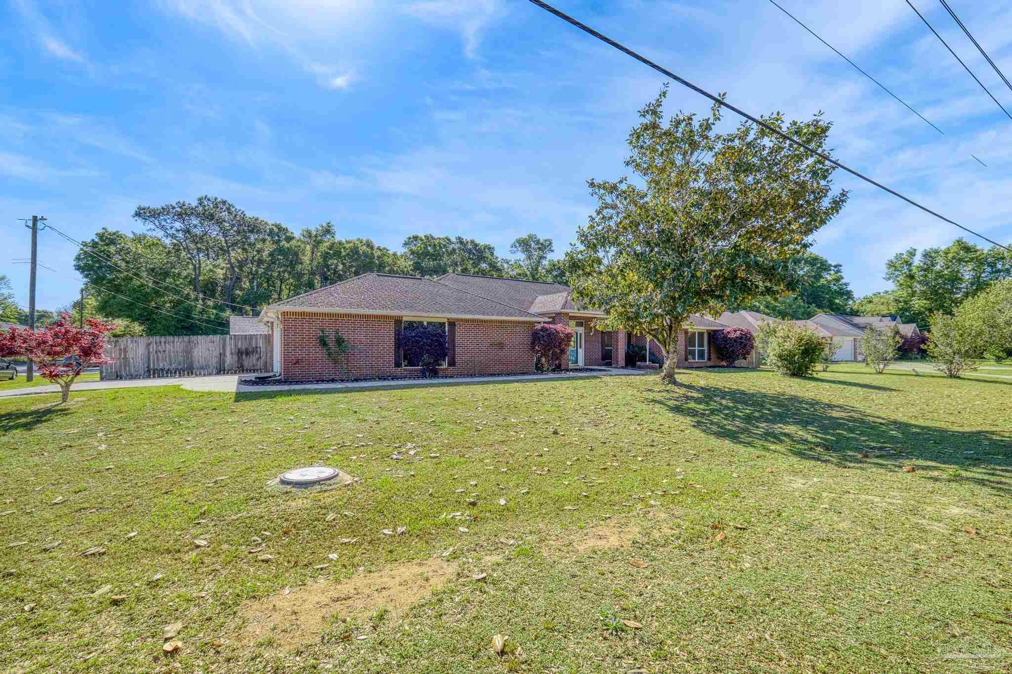 5092 East Spencer Field Road Pace, FL 32571 - Photo 5 of 55
